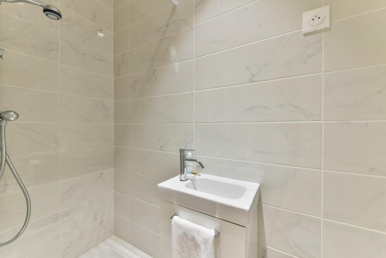 Apartament Luxury New Studio 2Pers/Champs Elysees/Ar Paryż Zewnętrze zdjęcie